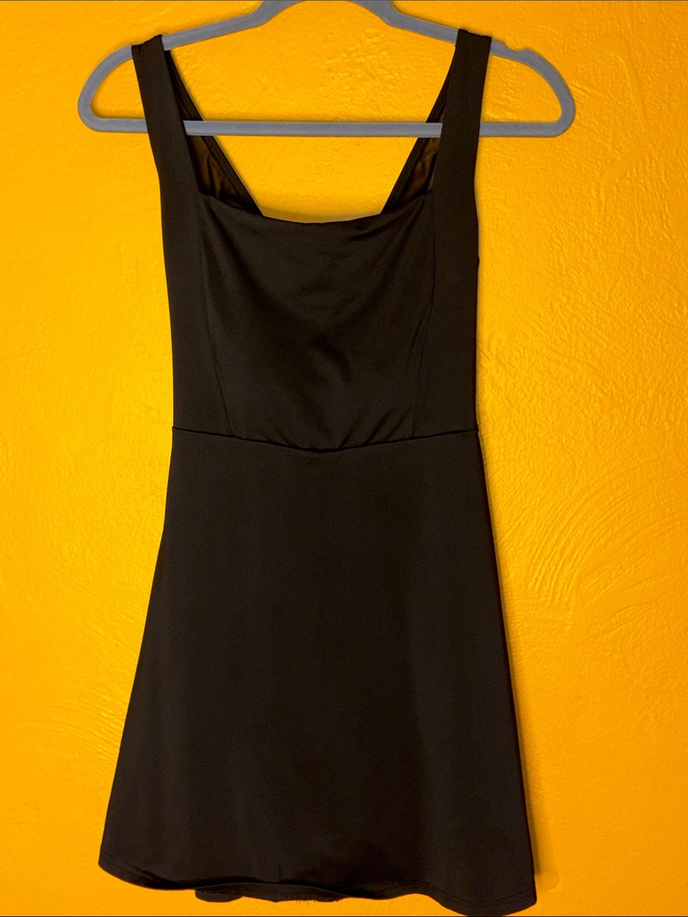 Amazon Black Tank Athleisure Dress w built in shorts, back mesh, and pockets SzM